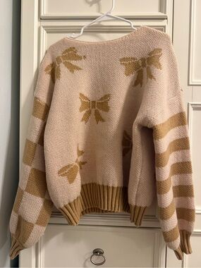 Bow-Print Cream and Tan Women's Sweater